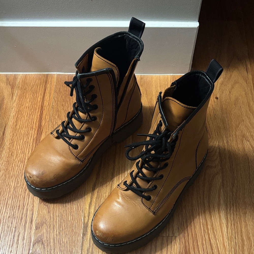 Roolee Elvis Platform Combat Boots brown size 8
